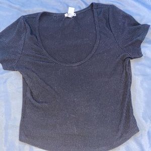 Cropped short sleeve shirt